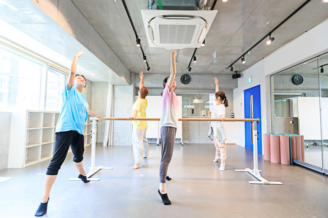 大人バレエ入門〈大人〉