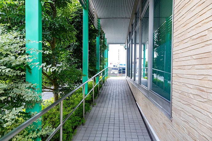 バリアフリー設計でベビーカーも安心